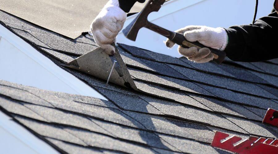 Expert Emergency Roof Repairs services in Bismarck, ND
