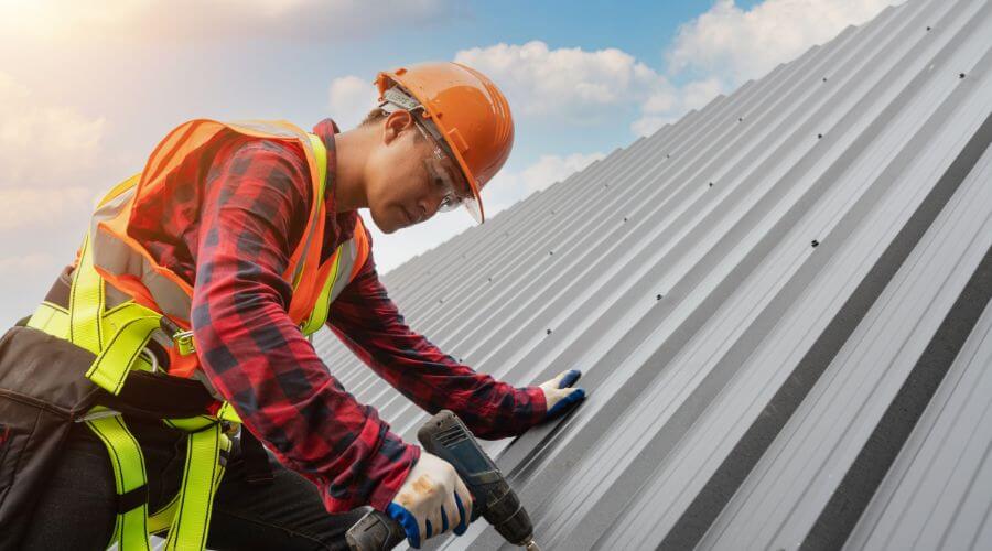 Professional Emergency Roof Repairs services in Bismarck, ND